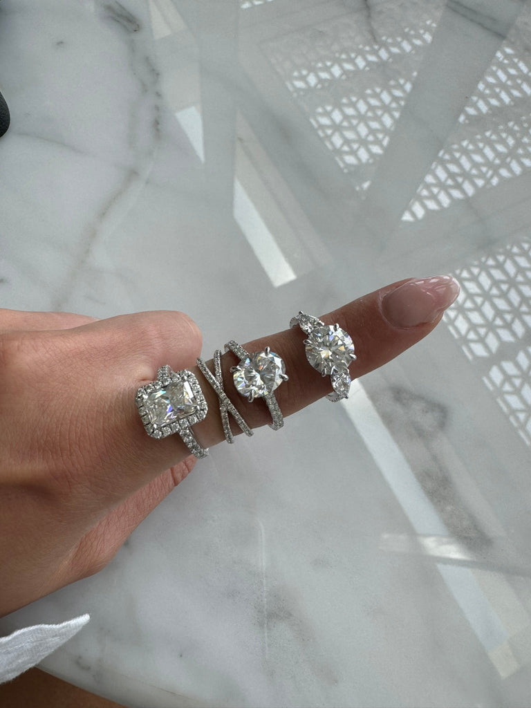 טבעת אירוסין אמרלד: המדריך המלא לבחירה המושלמת