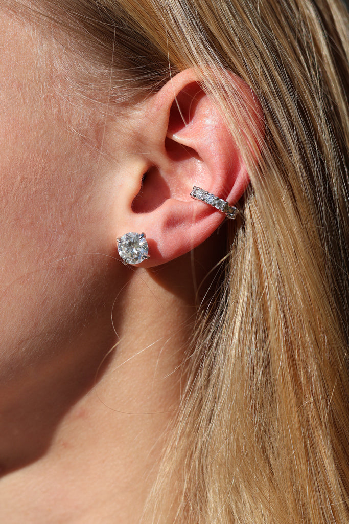 עגילי זהב עם יהלומים | המדריך המלא לבחירה המושלמת