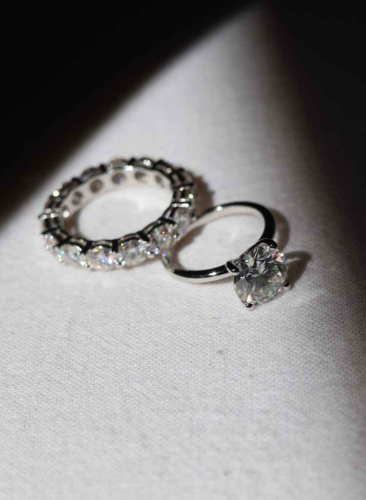 איך לבחור שיבוץ לטבעת יהלום? מדריך מקיף וטיפים ממומחים