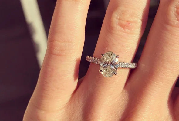 למה יהלום מנצנץ? המדריך המלא לנצנוץ המושלם