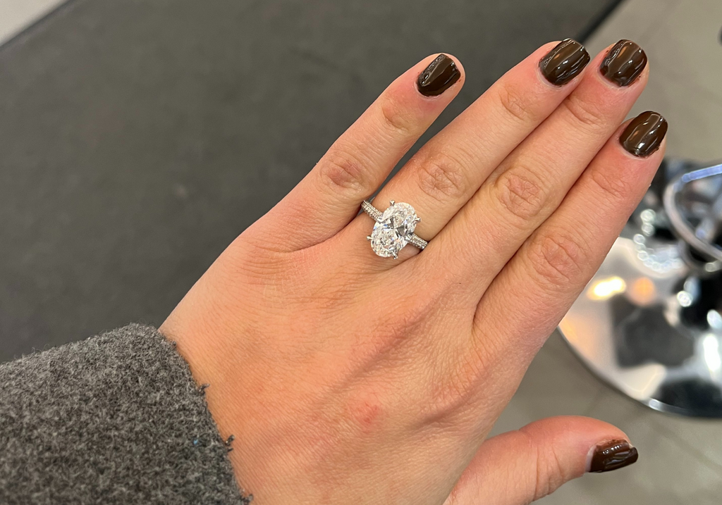 איך להבריק יהלום? המדריך המלא לניקוי ושמירה על הניצוץ