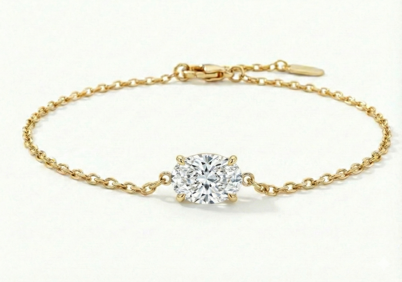 צמיד אובל 2 קראט · Single Oval Bracelet