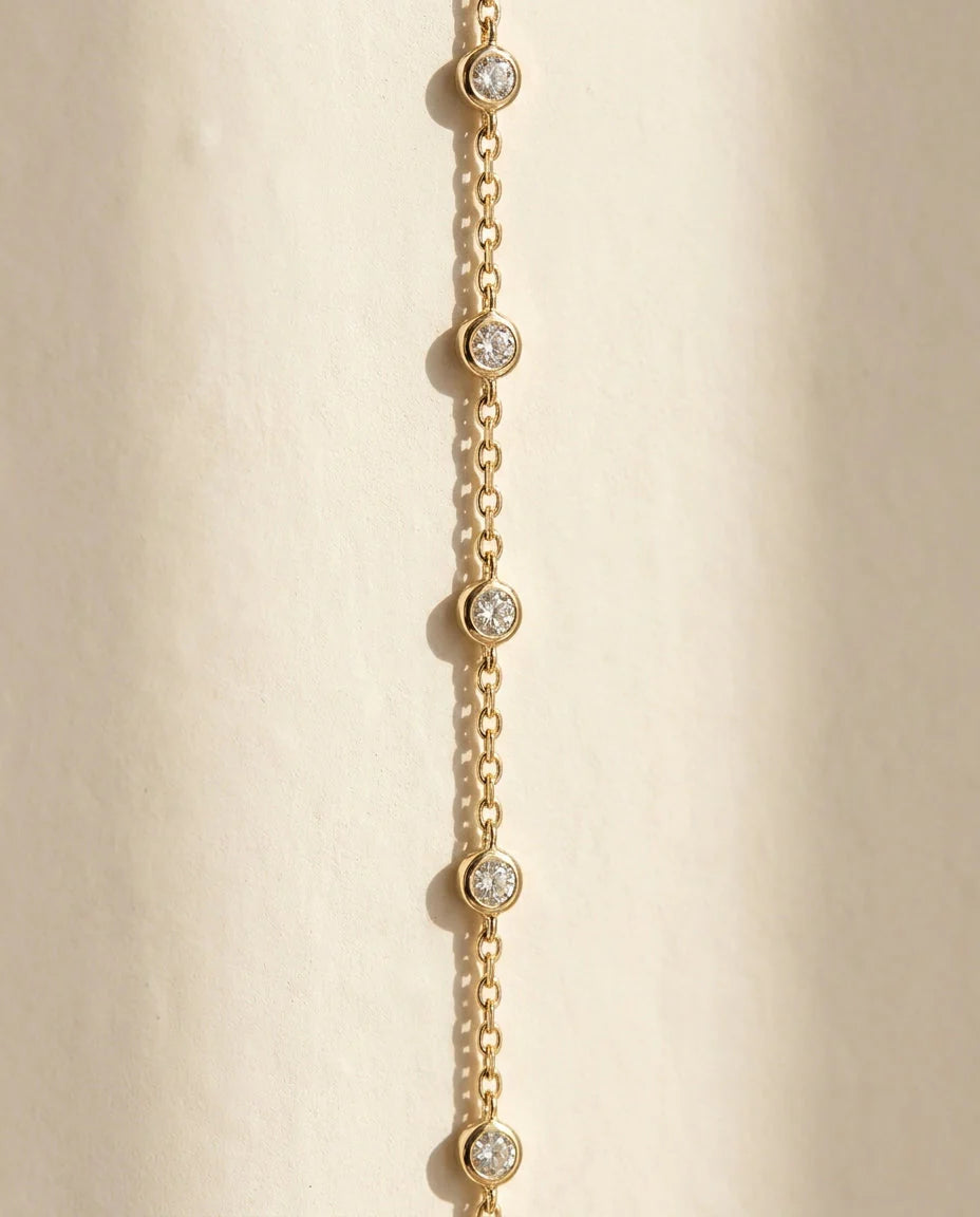 צמיד טבעת עיגולים · Round Bezel Hand Chain