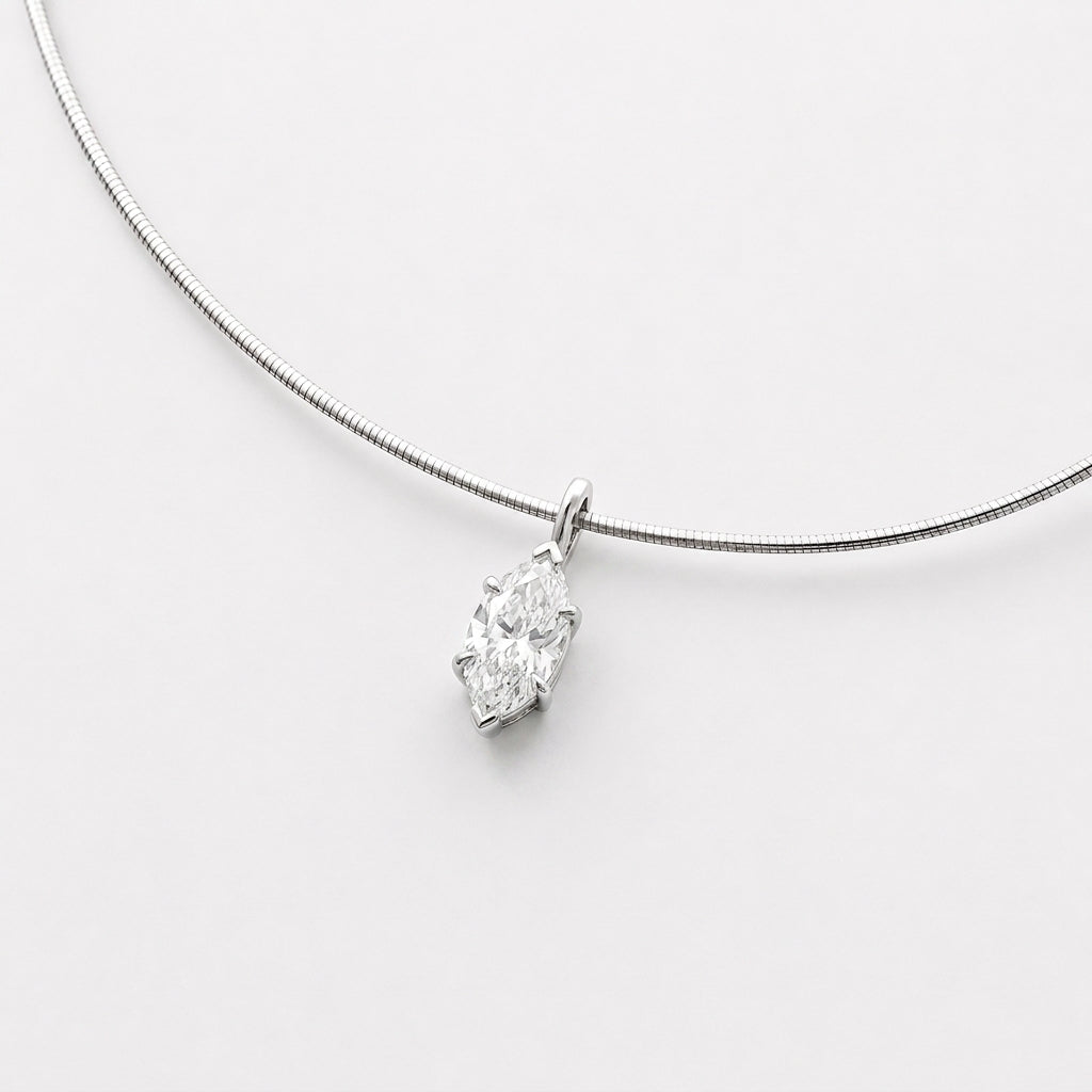 שרשרת קשיחה עם תליון מרקיז · Marquise Choker